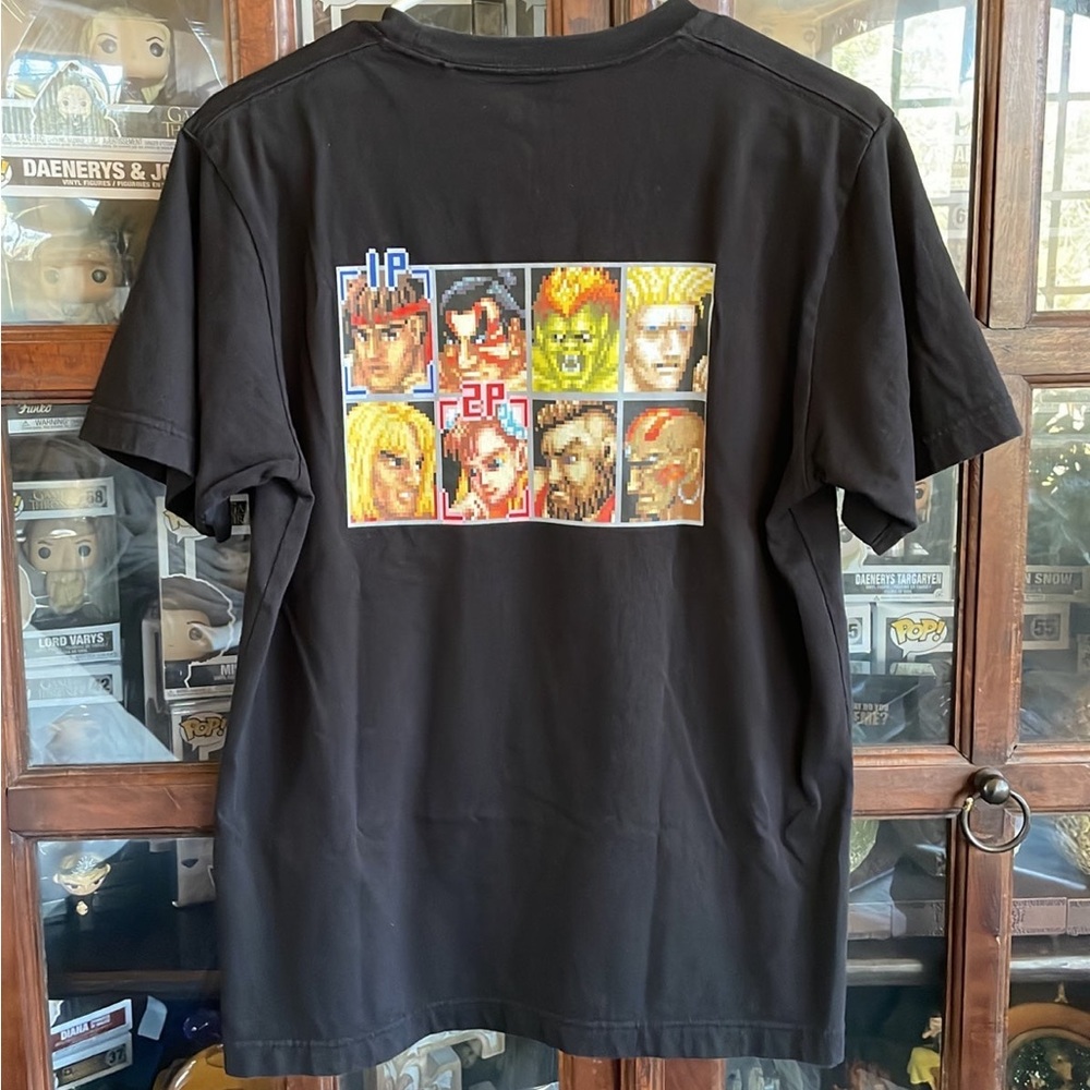 Uniqlo Street Fighter Capcom Black Shirt View 4